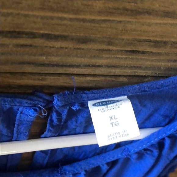 Blue Tank - Picture 2 of 3